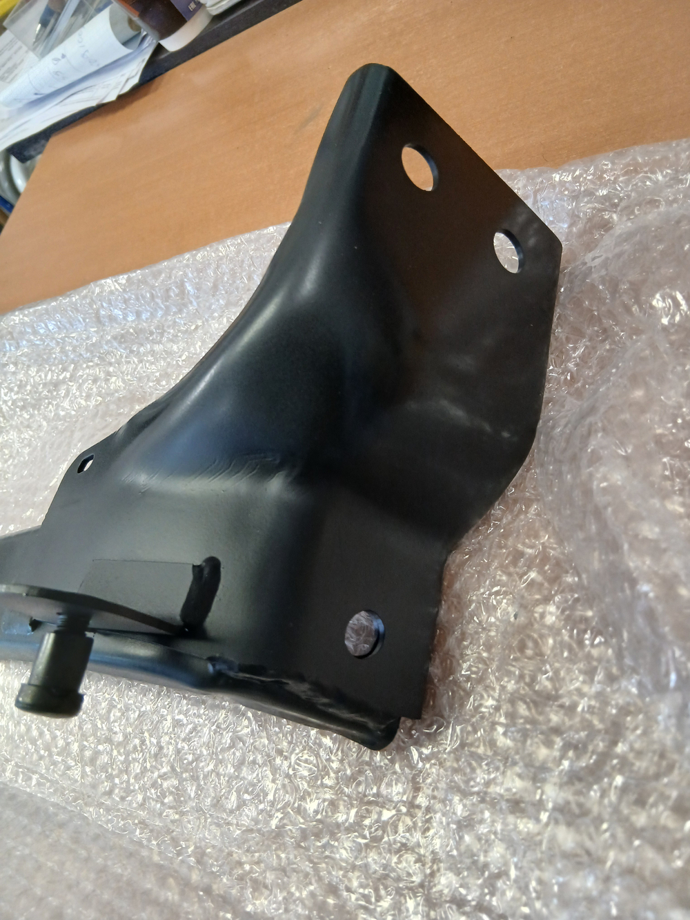 Кронштейн подножки VOLVO FH FM FMX правый