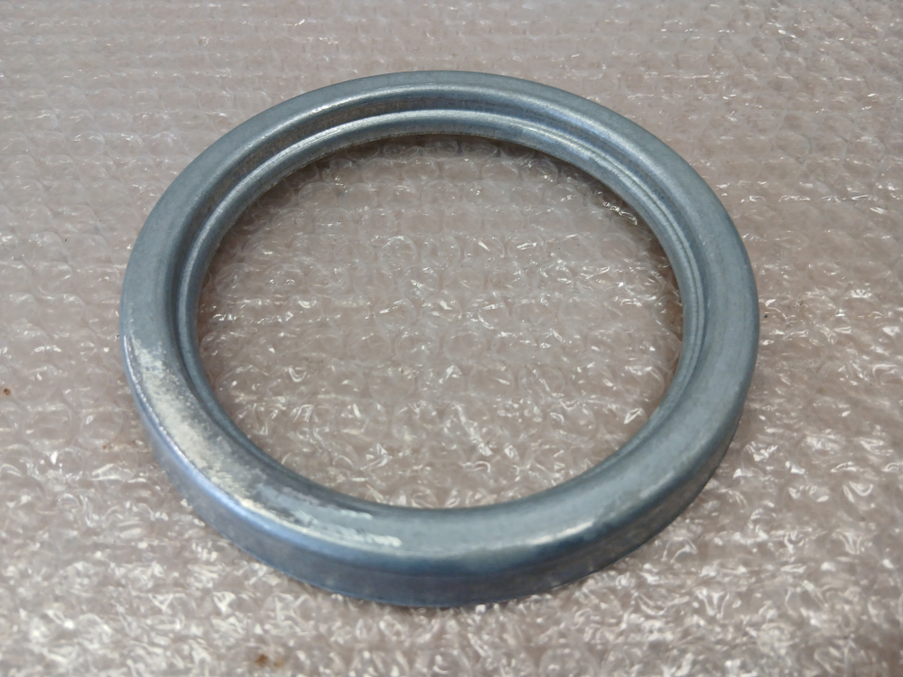 Пылезащитный чехол раздаточной коробки Volvo FM FMX