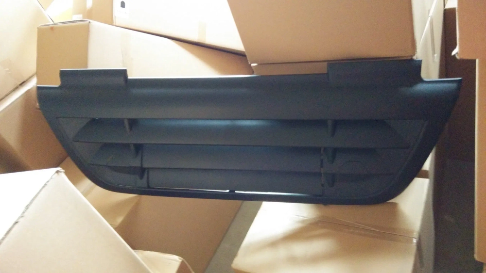 Решетка радиатора нижняя DAF CF