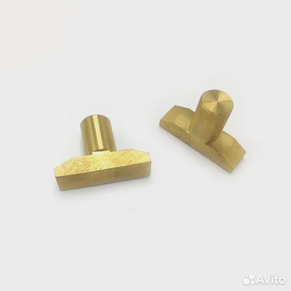 Сухарь вилки кпп OLD 2x MAN,MB,DAF,RVI,Volvo,Iveco