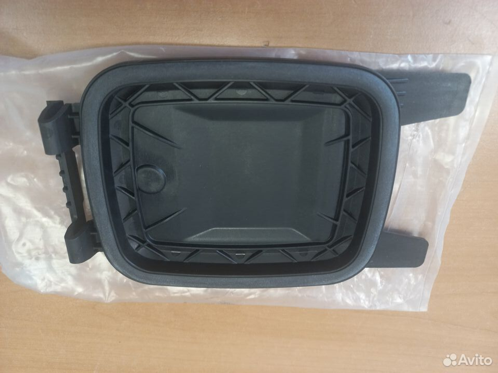 Крышка фары volvo FMX FH4 FM4