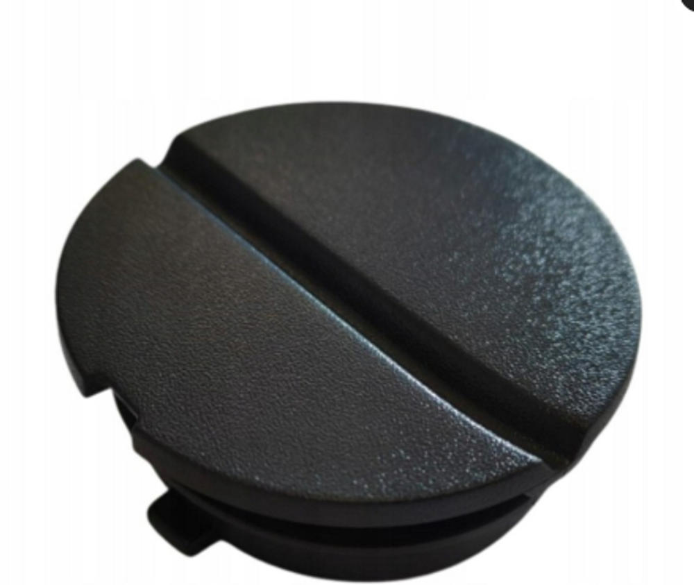 Заглушка бампера TGS (круглая верхняя слева)