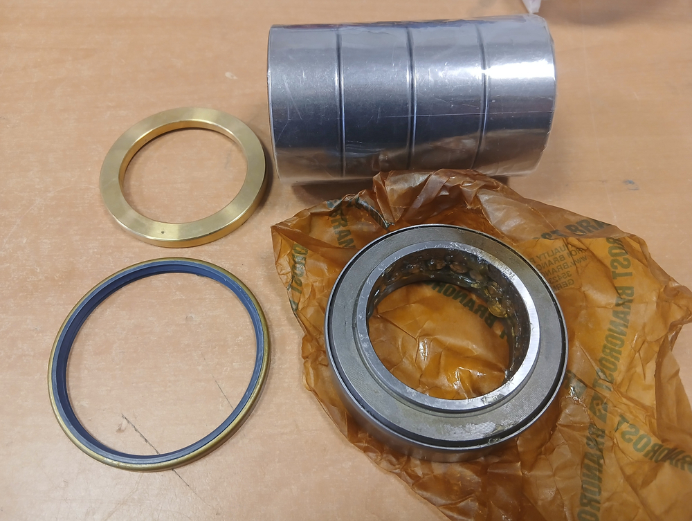 РМК шкворня Мерседес Актрос MP4 MP5 antos arocs БЕЗ ШКВОРНЯ