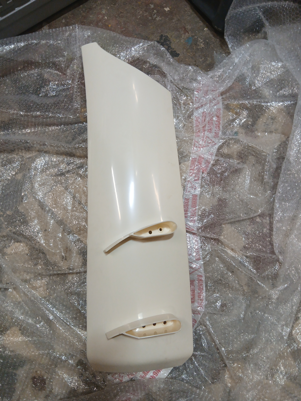 Угол кабины volvo FE FL правый