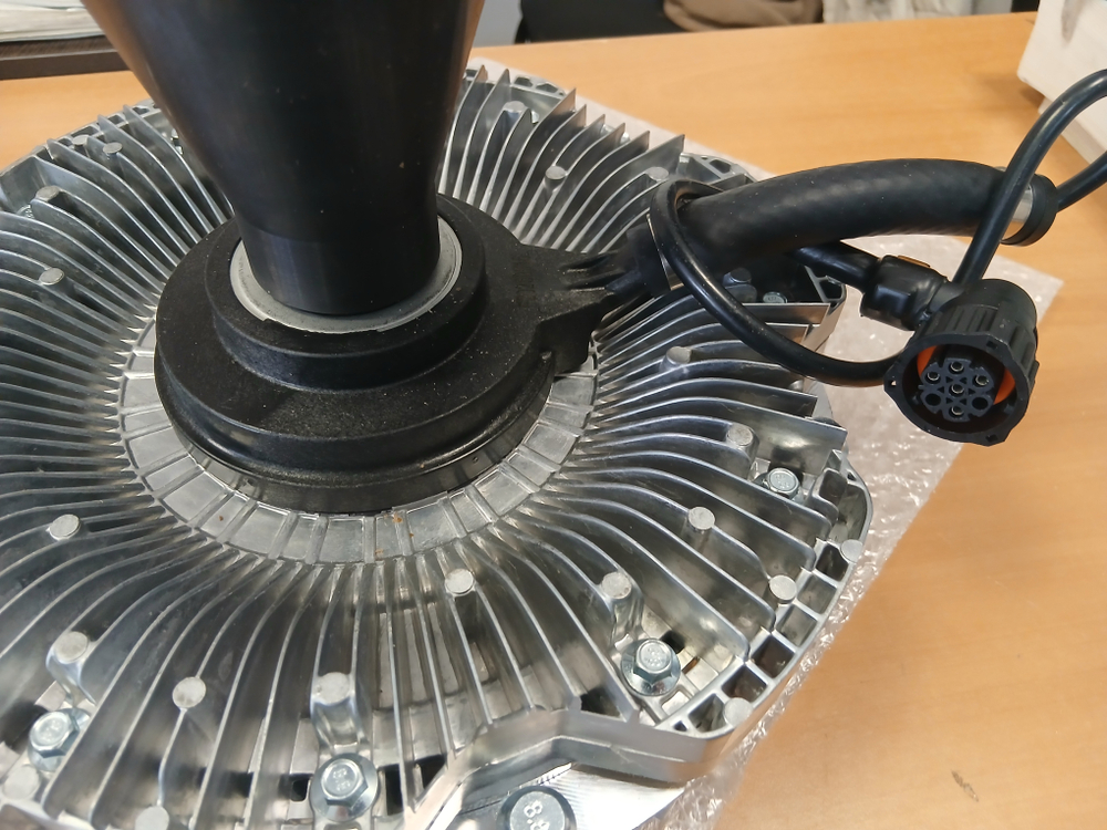 Вискомуфта Mercedes Actros MP4 MP5 OM47