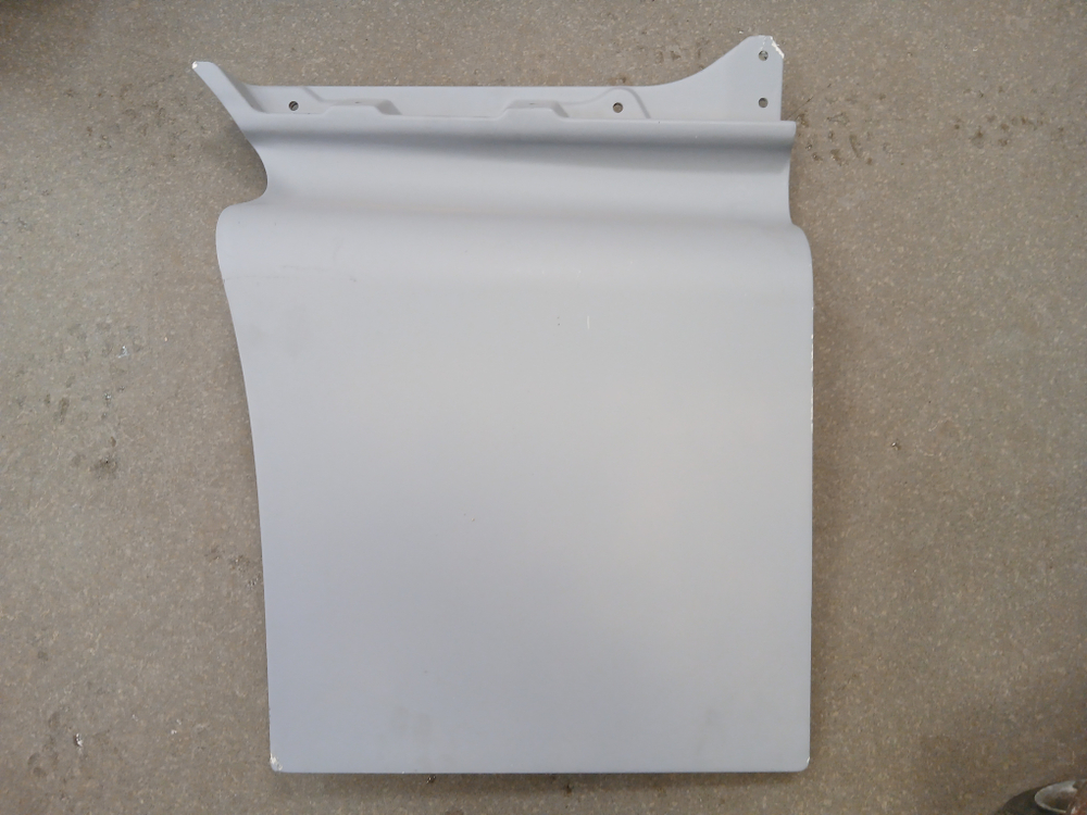 Продолжение двери MAN TGA TGS правое (узкая кабина)