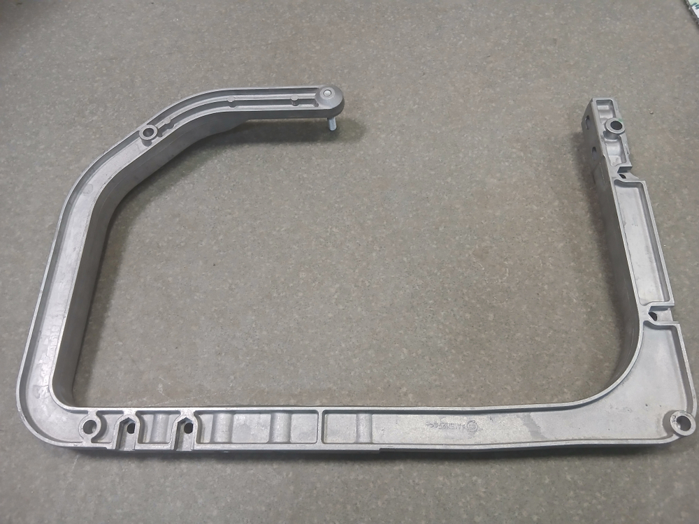 Кронштейн крепления переднего крыла Volvo FH FM FMX RENAULT C/K/T серии