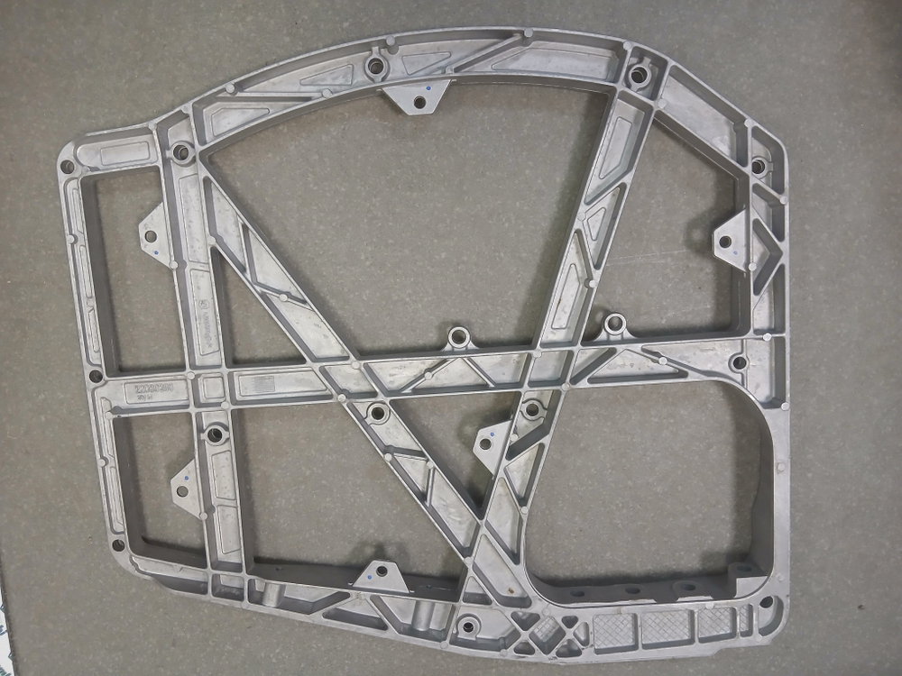 Кронштейн крепления топливного бака FH4 FM4 FMX RENAULT C/K/T серии