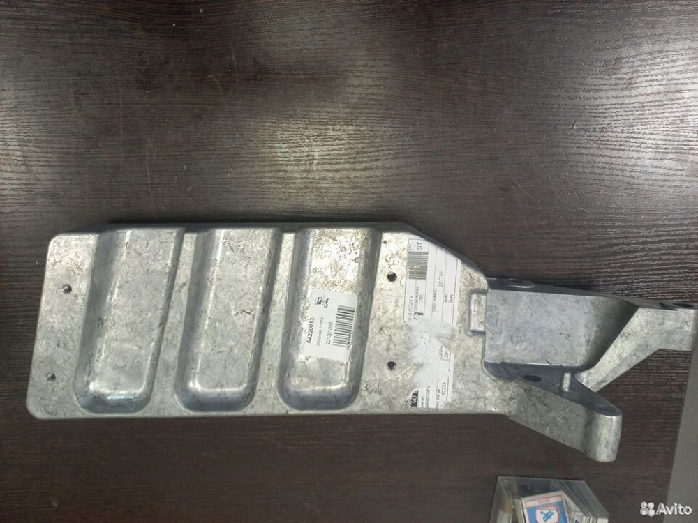 Кронштейн подножки volvo FMX2 FM4