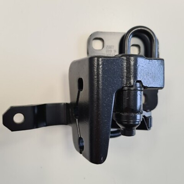 Петля двери нижняя правая Mercedes Actros (фиксатор)